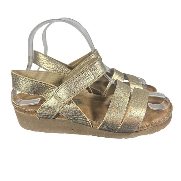 Naot Sandals Sz 37 US 6 Gold Metallic Leather Wedge Comfort Strappy kayla - Picture 1 of 12